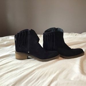 Eric Michael navy boots 9